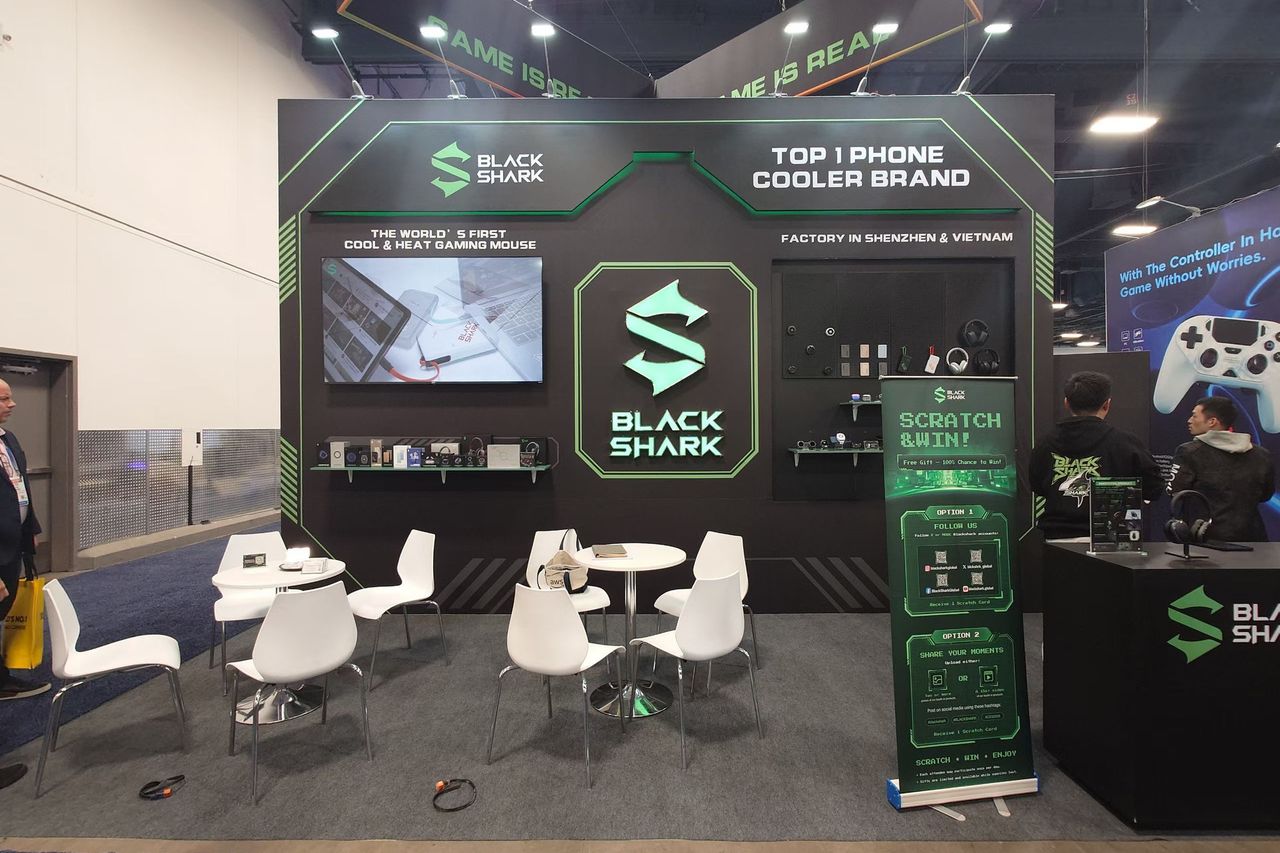 Black Shark exhibition stand built by UniXpo