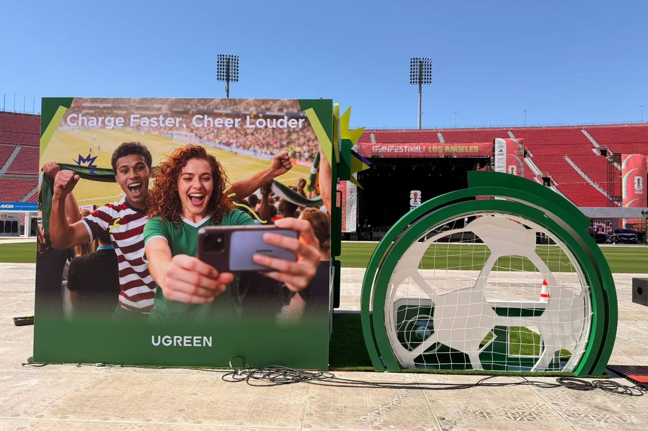 UGREEN exhibition stand built by UniXpo